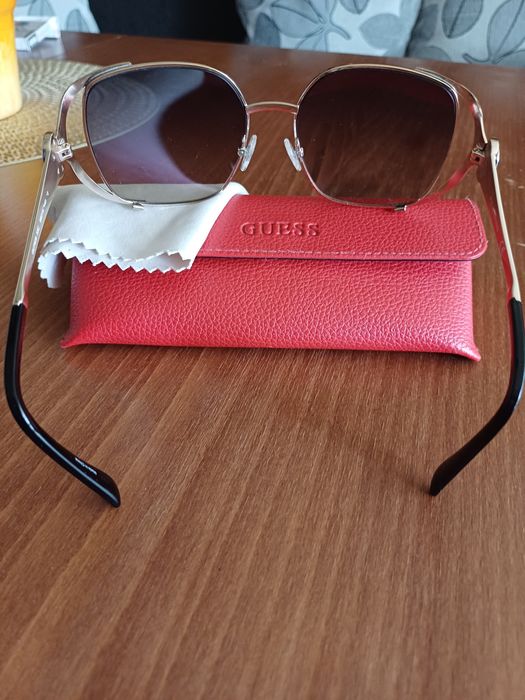 Очила GUESS  нови