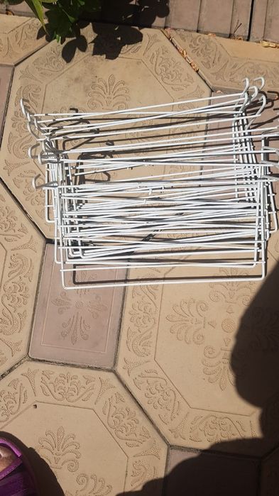 Принадлежности для магазина одежды