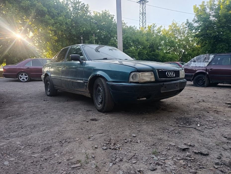 По запчастям продаётся Ауди 80 Б4