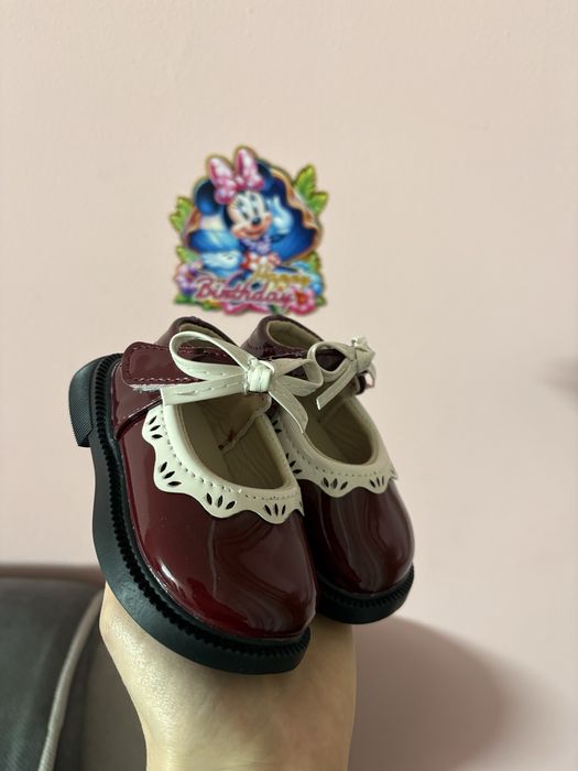 Продаются деткая обувь