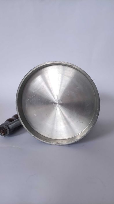 Лот от релефен калай в много добро състояние