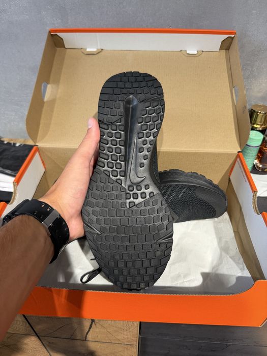 Обувки Nike Run Defy