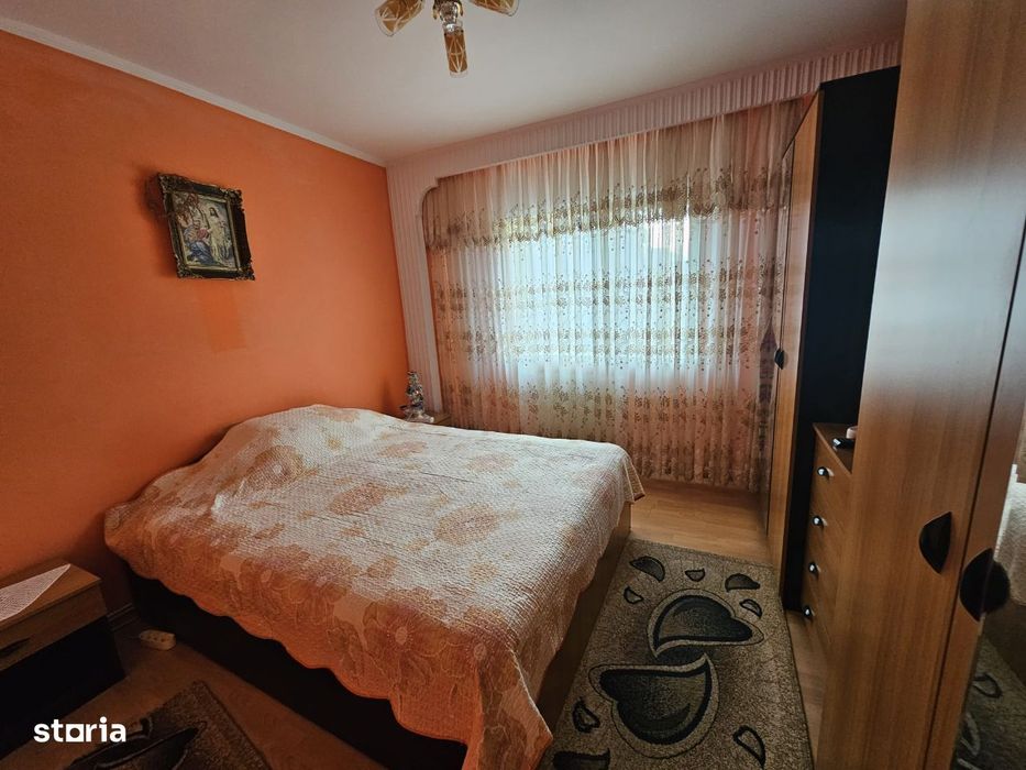 3 camere Mioveni