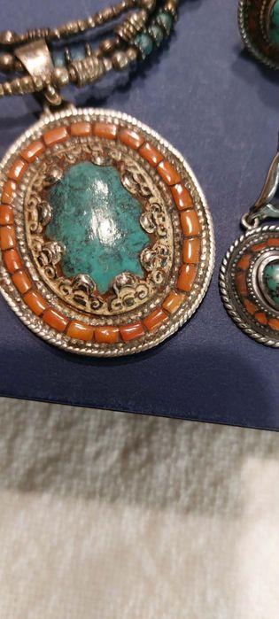 Продавам старинни бижута