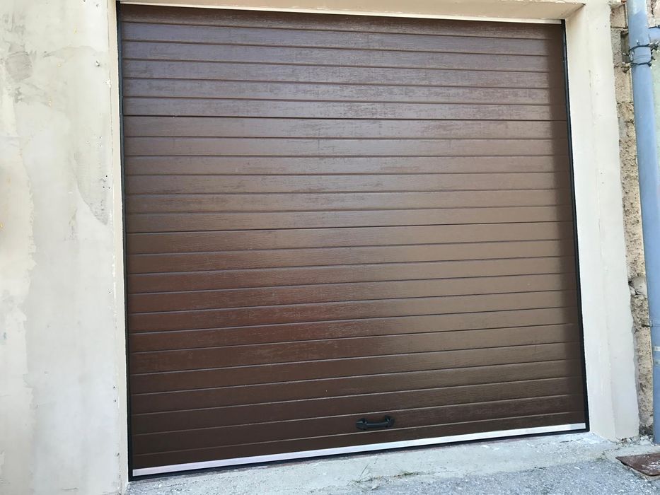Uși de garaj sectionale
