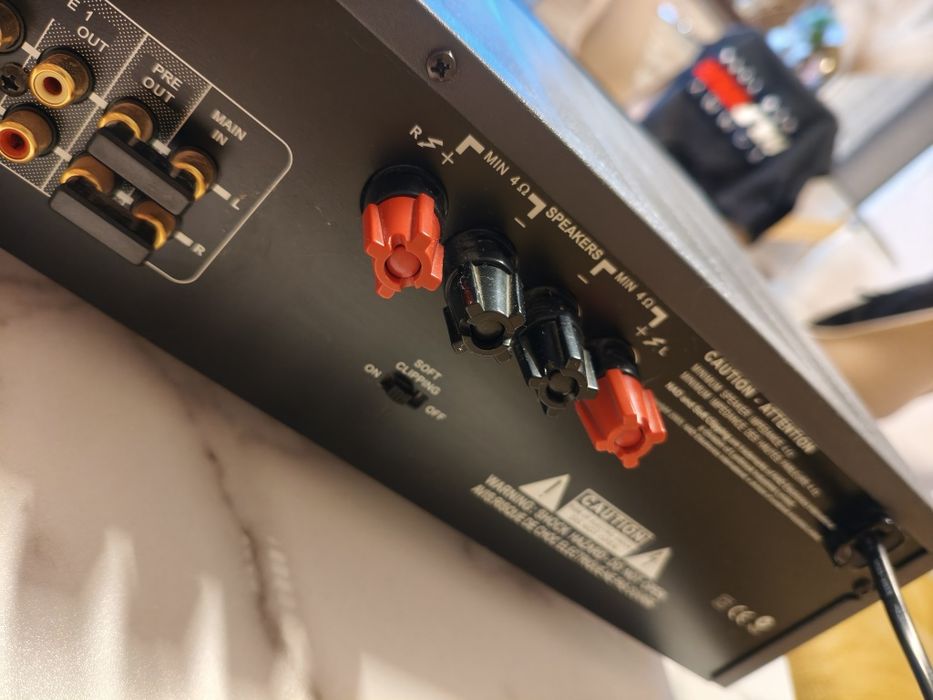 Страхотен усилвател NAD C320BEE
