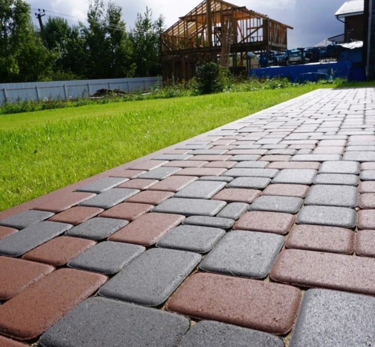 Укладка брусчатка,тротуарная плитки,бурчатки т,д