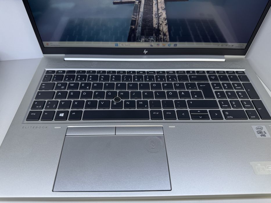 HP Elitebook, i5-10310U, 256/16Gb