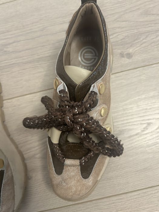Pantofi sport cu siret din piele