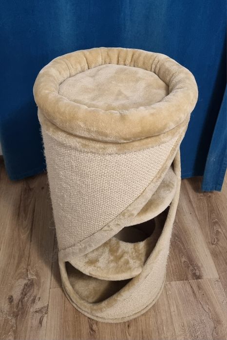 Cilindru de zgâriat pentru pisici