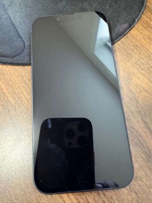 Iphone 16 e de vanzare