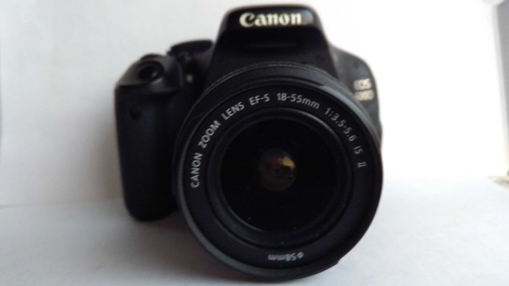 Фотоаппарат Canon EOS 600D