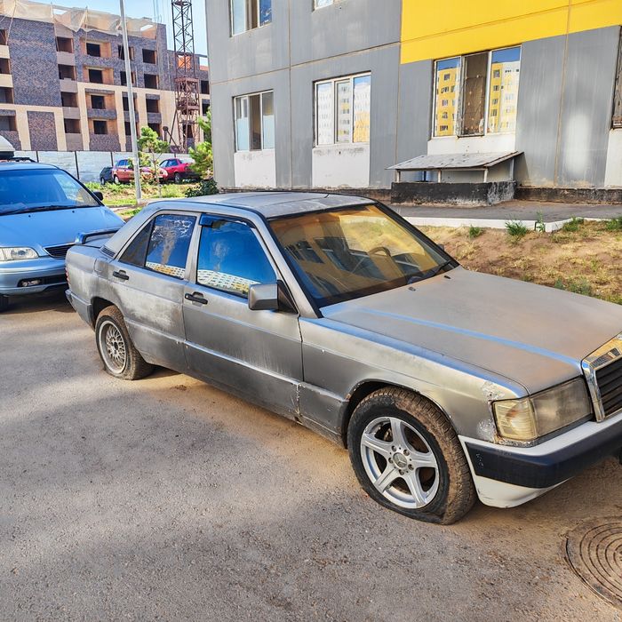 Продам машину срочно