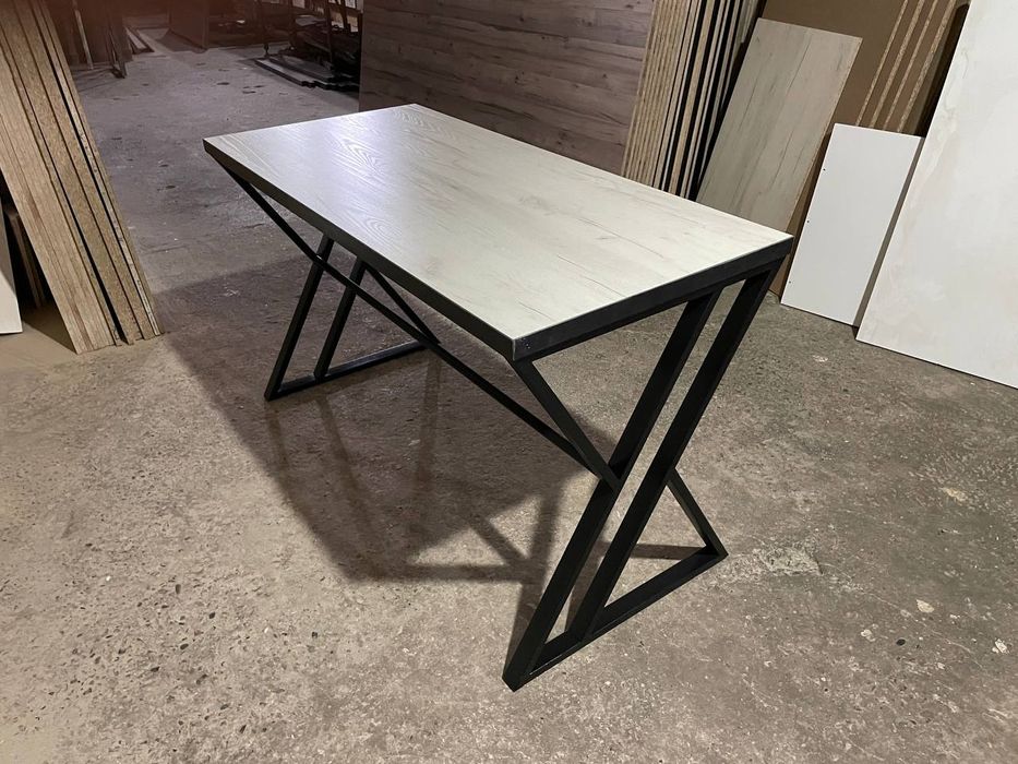 Офисный стол лофт от производителя. Компьютерный письменный стол парта