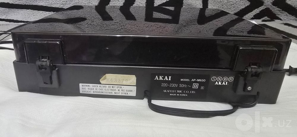 Виниловый проигрыватель Akai