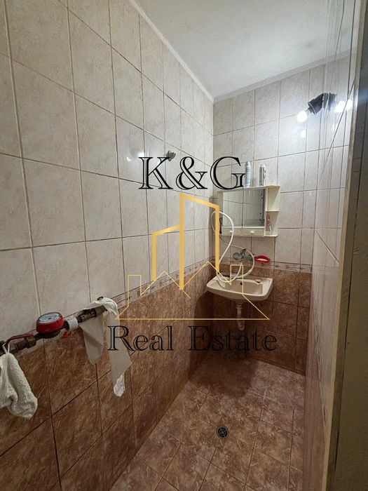 Продава се Двустаен апартамент в Разград, Орел - 64 кв.м за 957 €/кв.м - Снимка #3