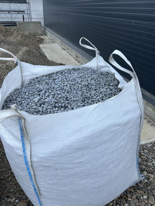 Piatra ornamentala la sac