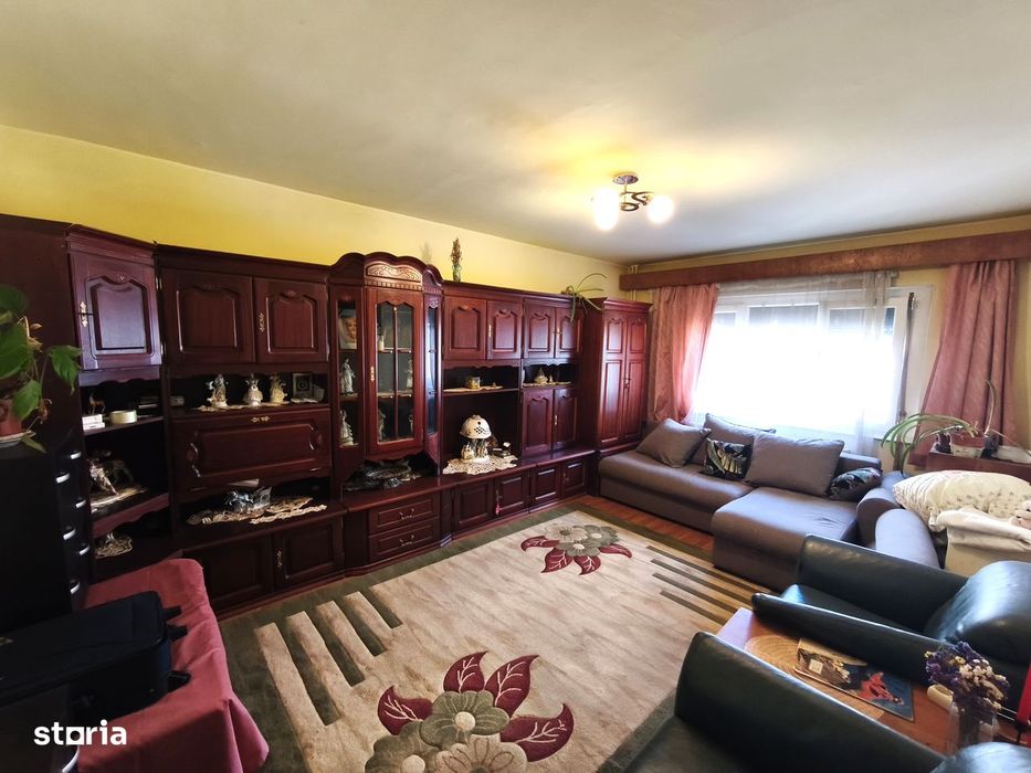 Apartament 3 camere in zona strazii Henri Coanda