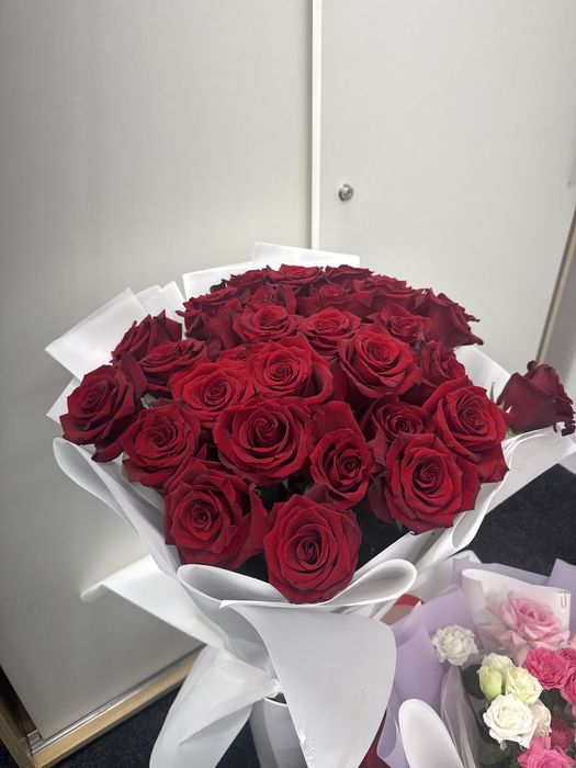 Цветы продам срочно