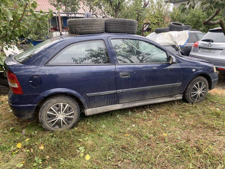 Dezmembrez opel insignia astra g si mazda