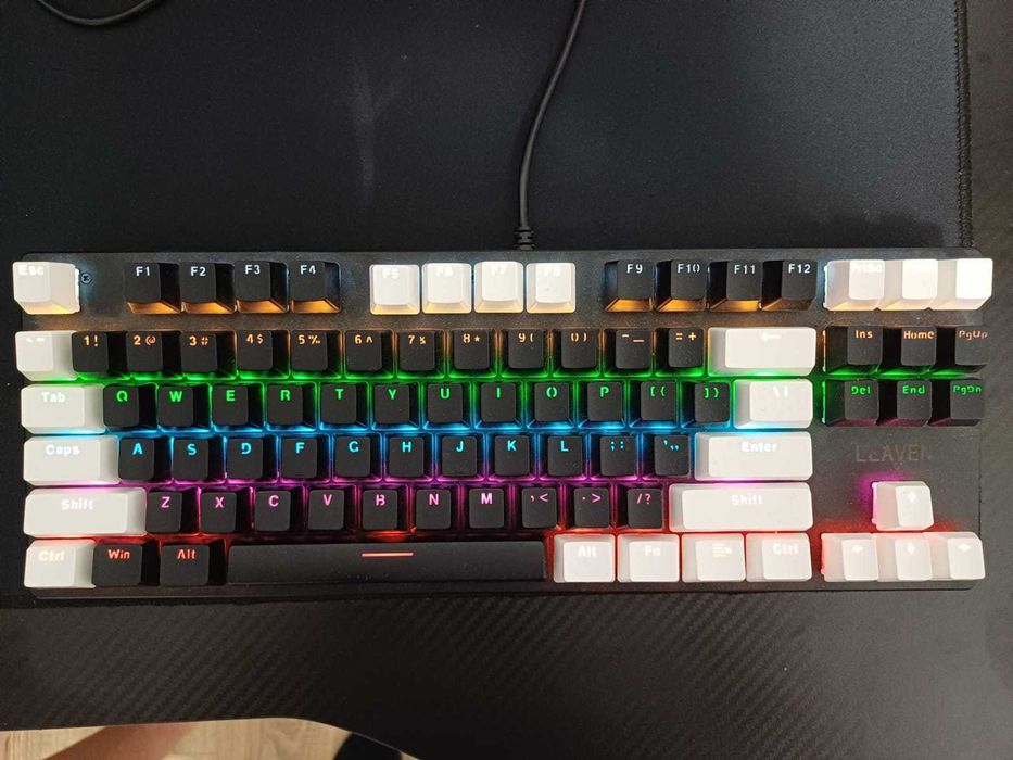vand tastatura gaming keyboard k550 leaven 87 key noua