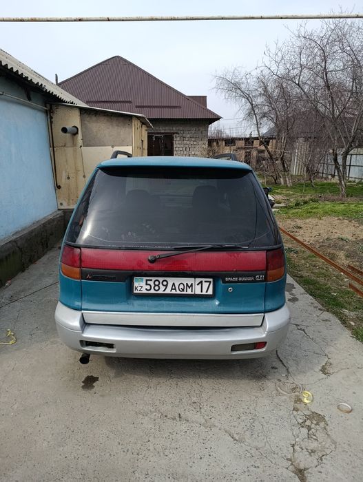 Mitsubishi space runner