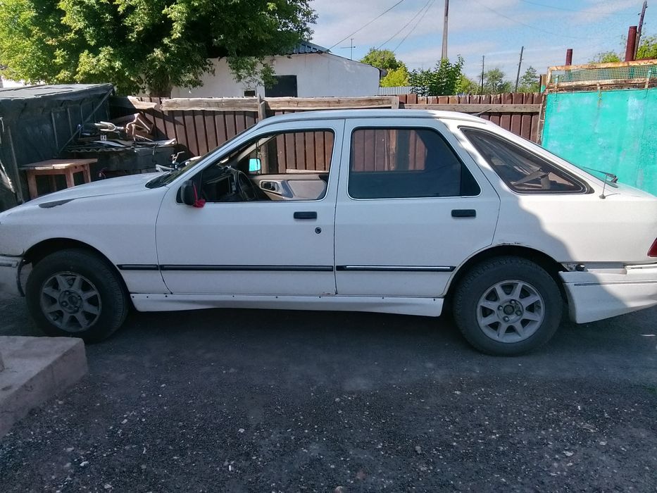 Продам машину форд сиеро