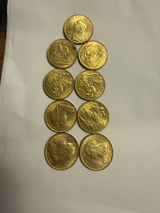 Monede suflate cu aur