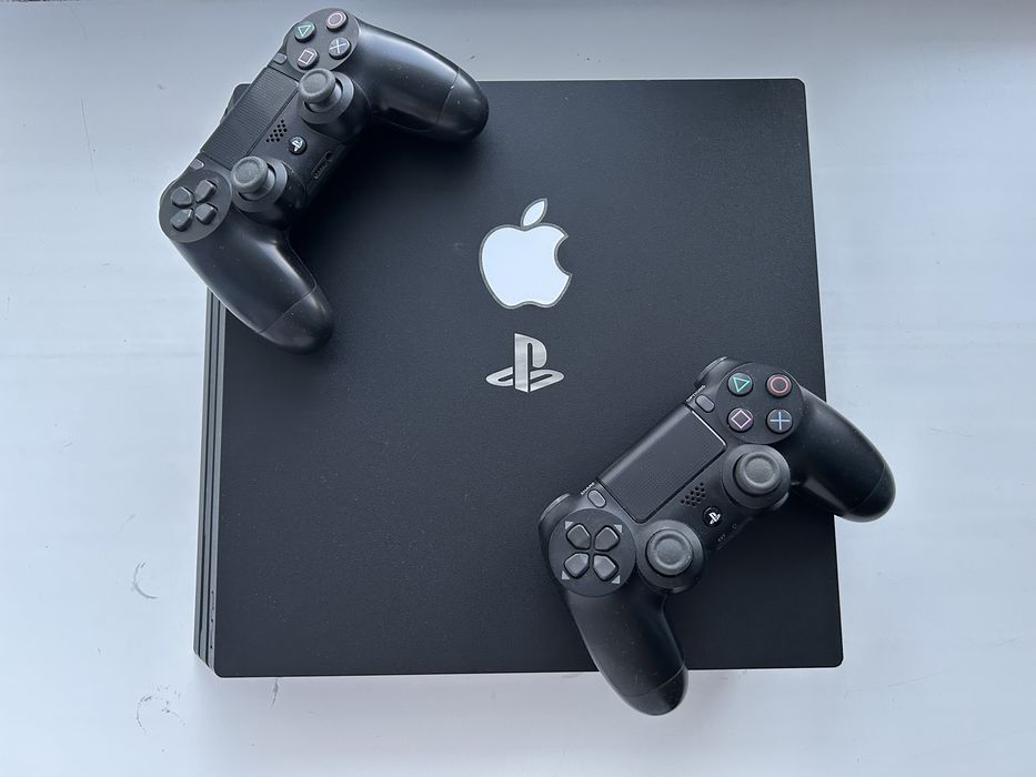 Продам ps4 pro 1TB