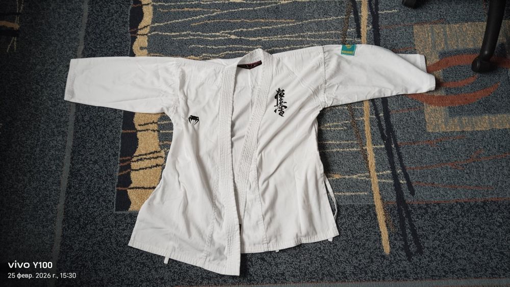 продам кимано оригинал