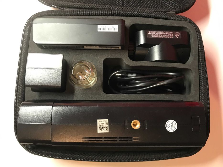 Вспышка Godox AD200 Pro