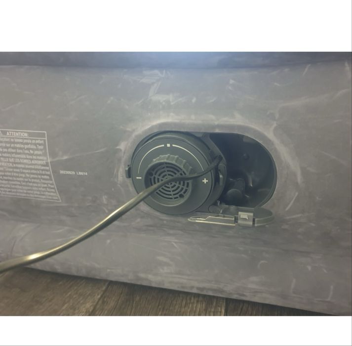 Продам матрас надувной