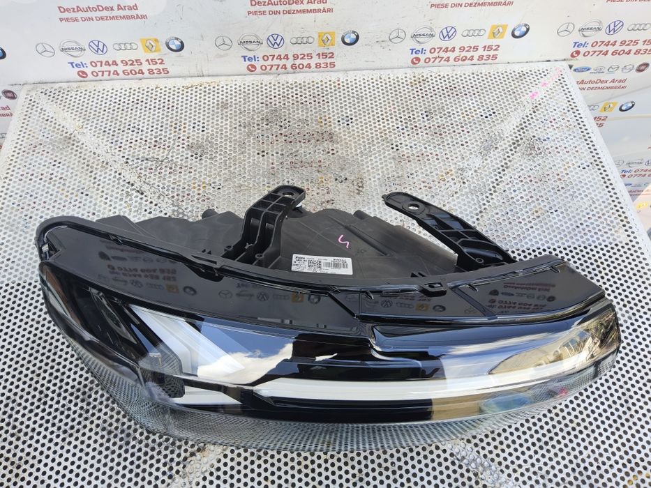 Far dreapta Full Led Dacia Duster 3 Bigster cod 260107725r far Duster 3 Bigster stanga dreapta