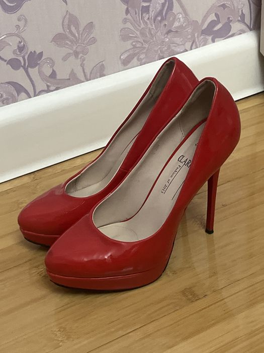 Туфли шпильки 35 размер