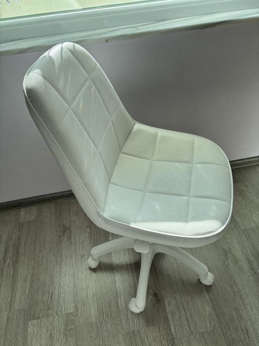 Ученически стол за Момичета