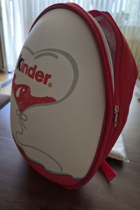 Детска раница  Kinder и пончо
