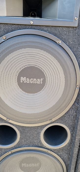 Музикална система/уредба.