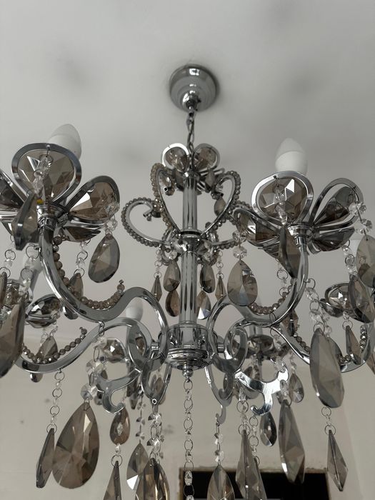 Продам Люстру б/у