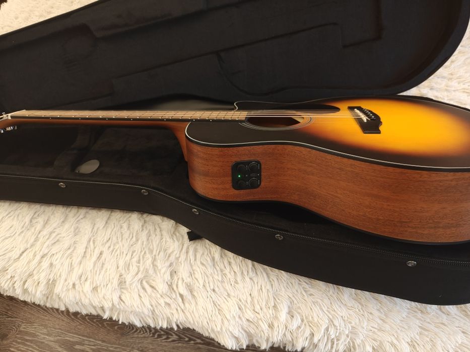 Продам гитару электро акустика