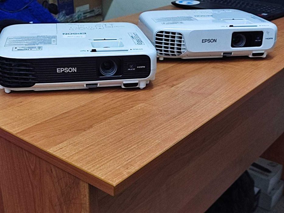 Аренда/Прокат проектора, проектора с экраном Алматы - Аренда ...