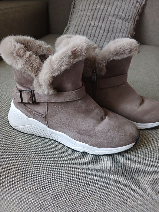 Продам обувь б.у