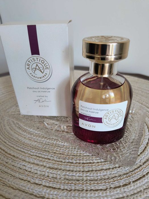 Avon Artistique Patchouli Indulgence EDP 50 ml – doar testat, cu cutie