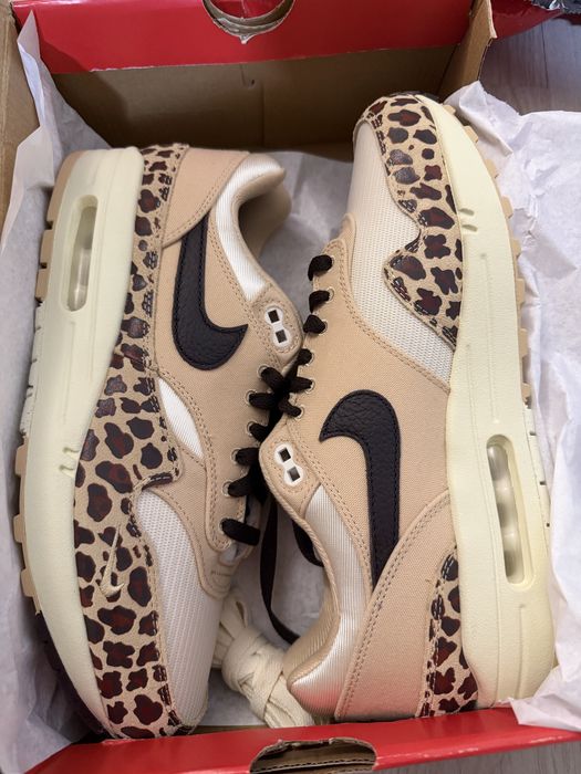 Adidasi nike air max 1