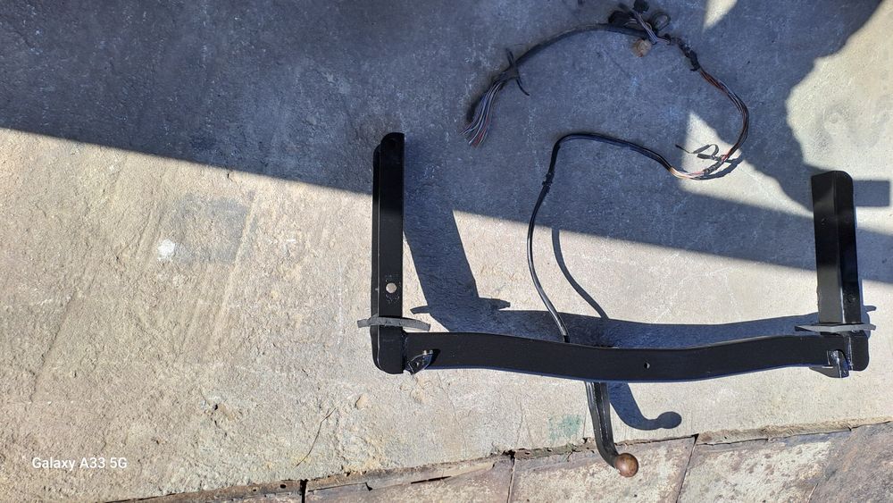 Теглич Оригинален за Ауди А6 Ц5/ Audi A6  [ C5] комби