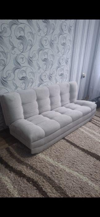 Продам диван в отличном состоянии