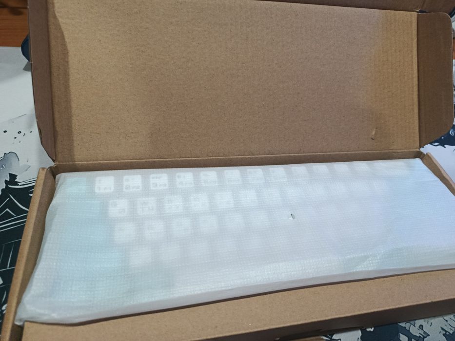 Продам клавиатуру