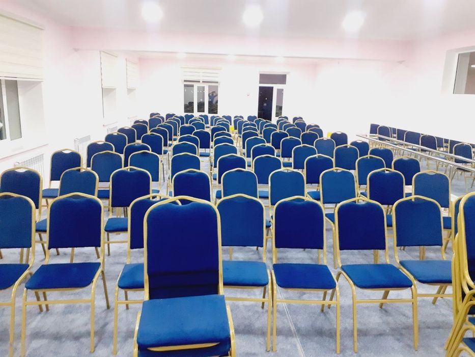 Аренда стол стул зонтик Бризинт посуда