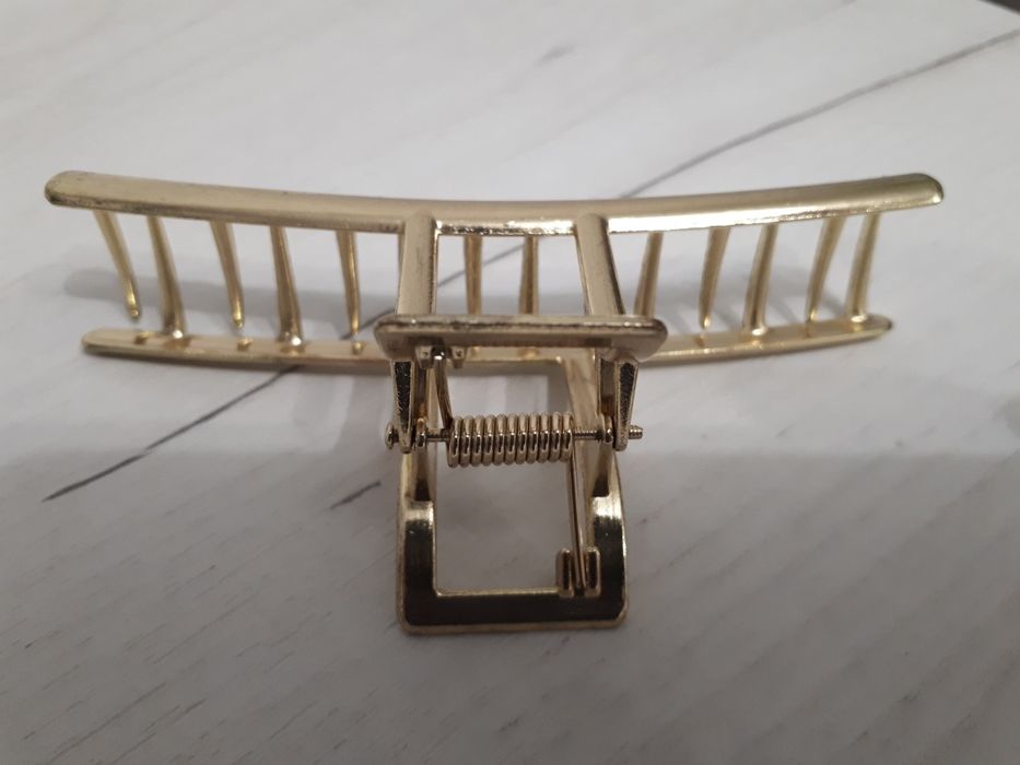 Крабик для волос