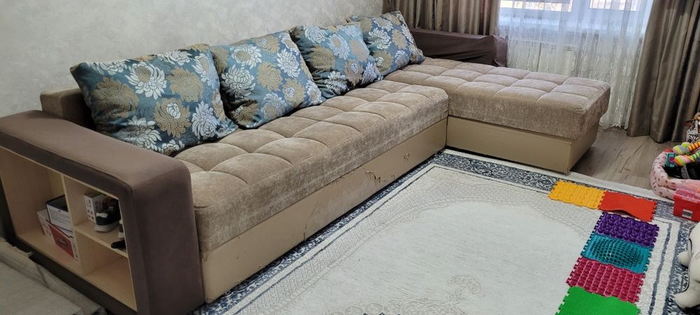 Продам угловой диван
