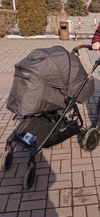 Продам коляску Valcobaby